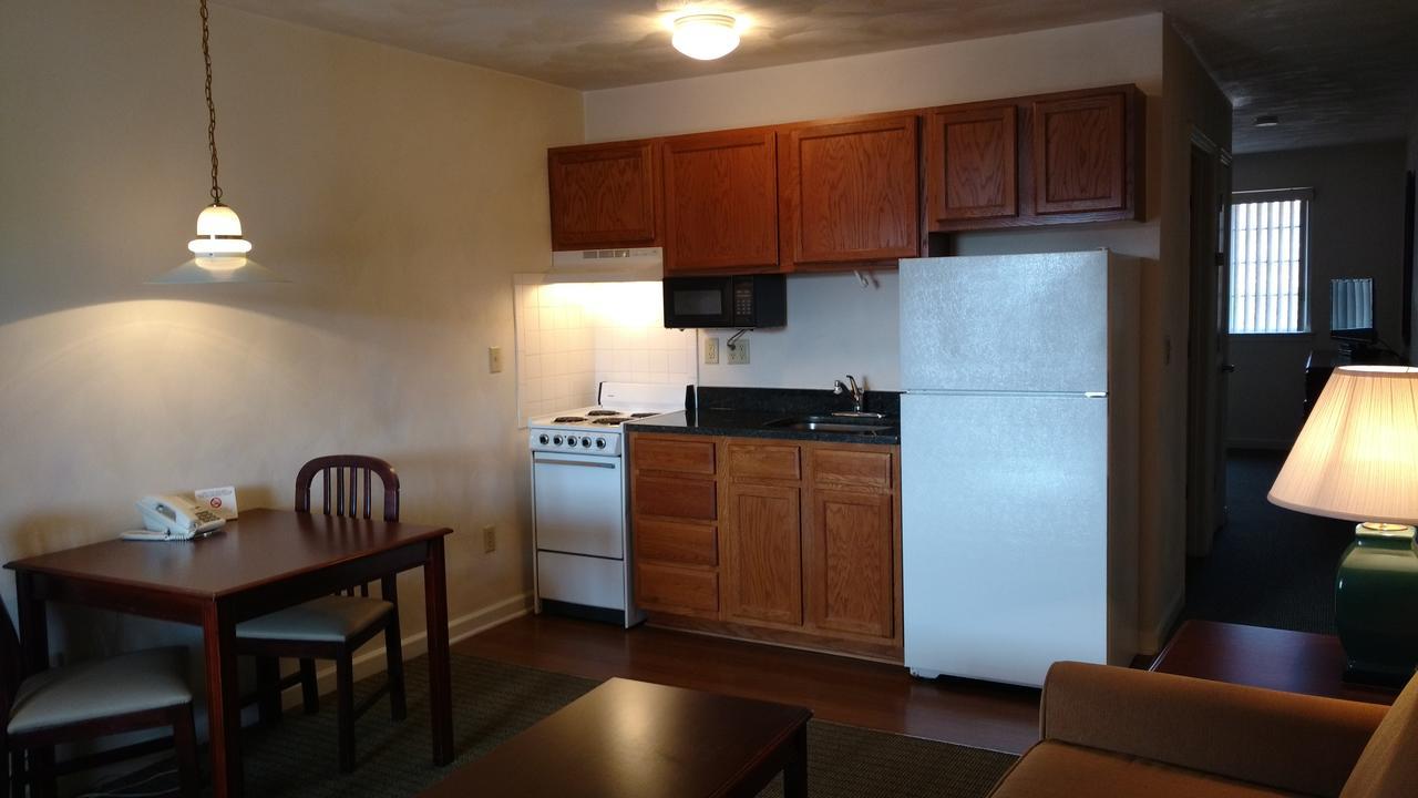Affordable Suites Σάρλοτσβιλ Εξωτερικό φωτογραφία